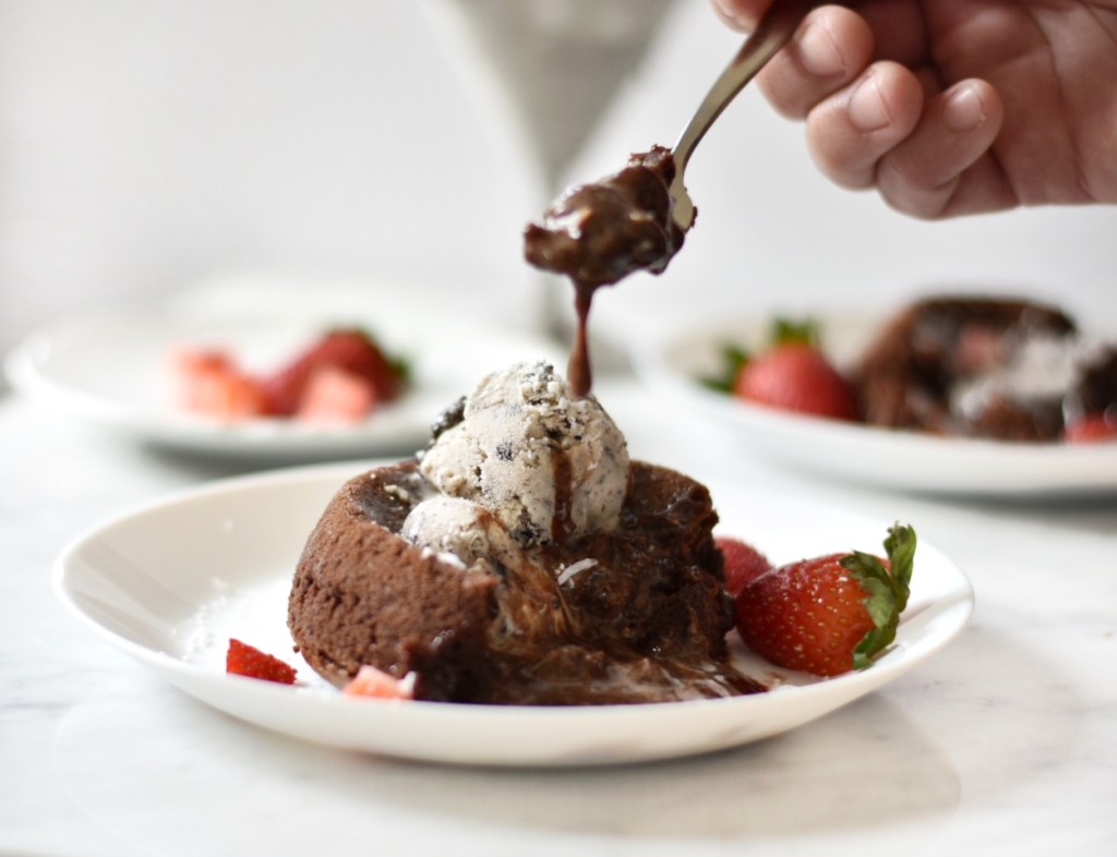 Chocolate Molten Lava Cake – Torta Volcan de&nbsp;Chocolate